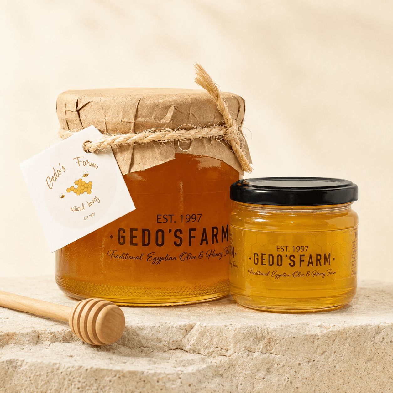Gedo’s Farm Citrus Honey in large and small glass jars
